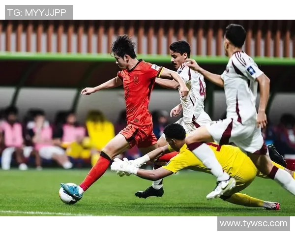 中国足球队逆袭成功 以3比1战胜强敌提前锁定亚洲杯四强席位