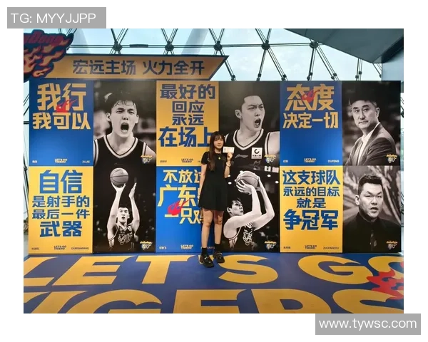 广东宏远篮球队崛起之路:辉煌成就与未来挑战的全景回顾 广东宏远篮球队崛起之路:辉煌成就与未来挑战的全景回顾