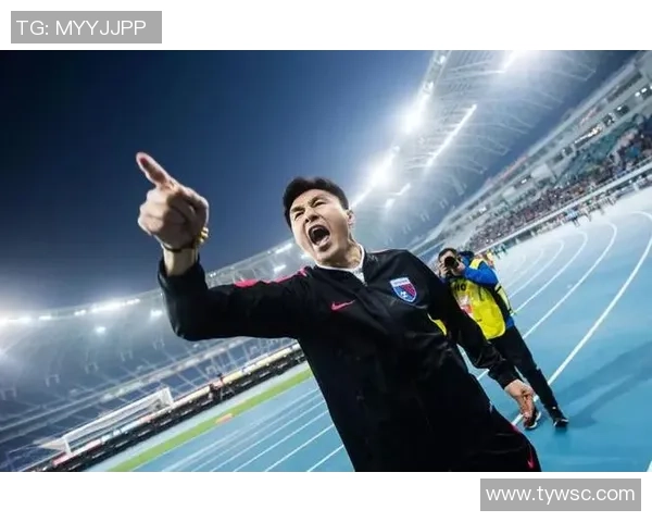 李玮锋：从足球场上的硬汉到足球文化推广的先锋人物